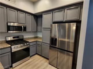 Photo #3: 2603219 Listing