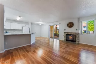 Photo #4: 2603268 Listing 