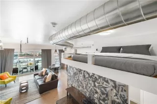 Photo #1: 2603304 Listing 