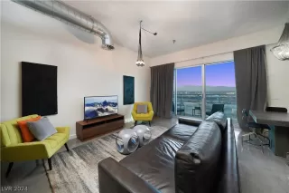 Photo #6: 2603304 Listing 