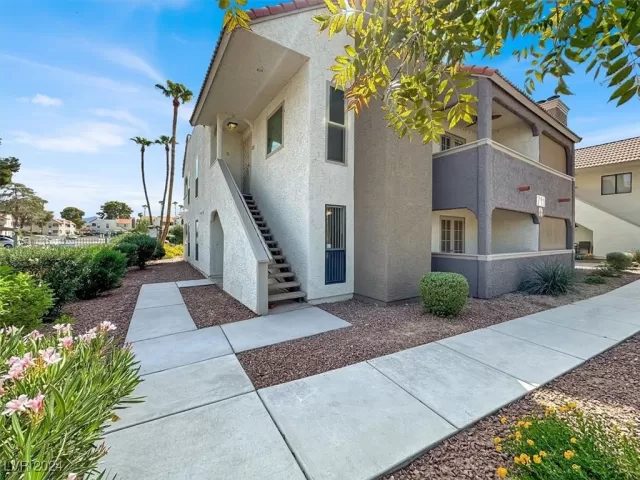 MLS: 2603323 Condo For Sale