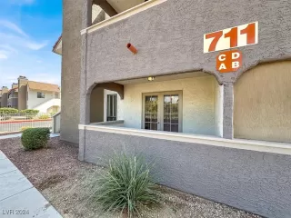 Photo #2: 2603323 Listing 