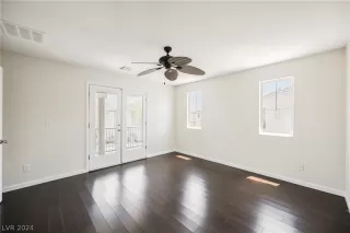 Photo #4: 2603338 Listing