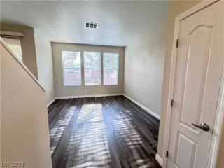 Photo #3: 2603361 Listing 