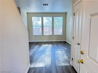 Photo #4: 2603361 Listing 