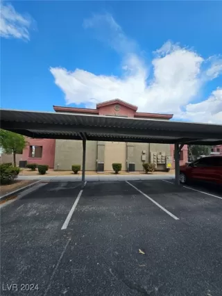 Photo #1: 2603398 Listing