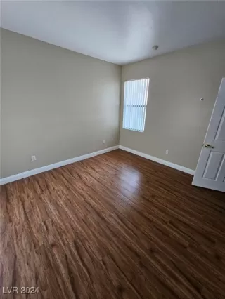 Photo #4: 2603398 Listing