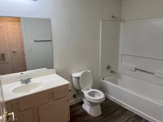 Photo #6: 2603403 Listing 