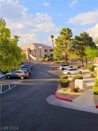 Photo #5: 2603414 Listing