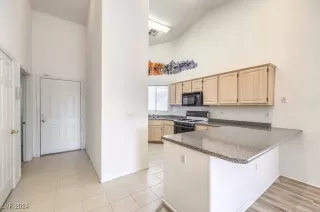 Photo #3: 2603424 Listing 