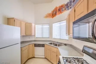 Photo #4: 2603424 Listing 