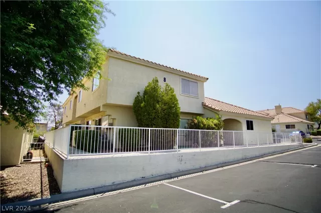 MLS: 2603511 Condo For Sale