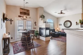 Photo #6: 2603581 Listing 