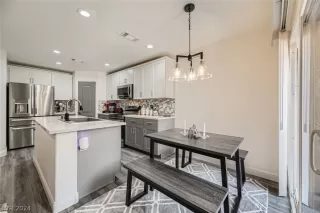 Photo #5: 2603591 Listing 