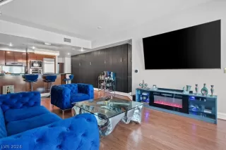 Photo #2: 2603592 Listing