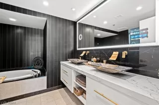 Photo #5: 2603592 Listing