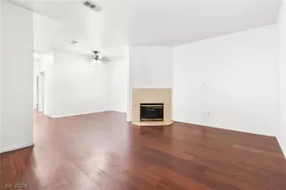 Photo #3: 2603621 Listing