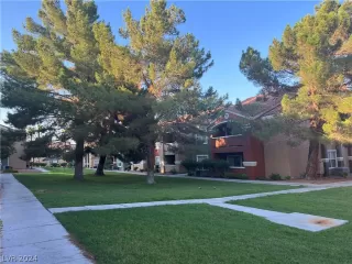 Photo #1: 2603626 Listing 