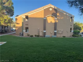 Photo #2: 2603626 Listing 