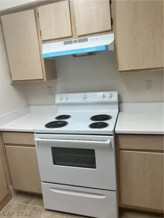 Photo #6: 2603626 Listing 