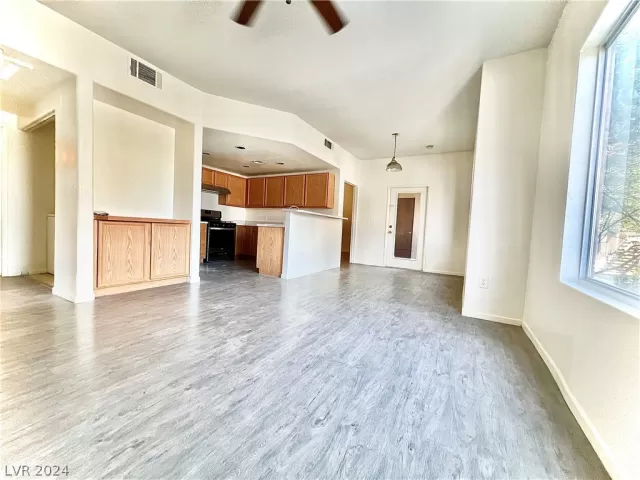 MLS: 2603667 Condo For Sale