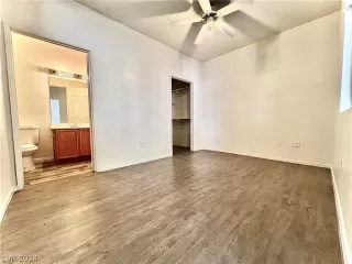 Photo #6: 2603667 Listing