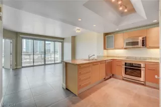 Photo #2: 2603690 Listing