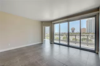 Photo #3: 2603690 Listing