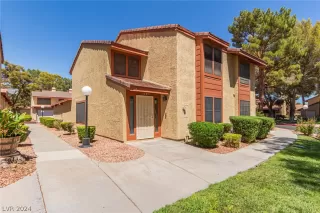 Photo #2: 2603695 Listing