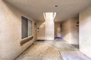 Photo #2: 2603773 Listing