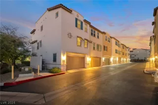 Photo #1: 2603781 Listing 