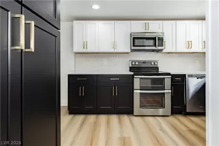 Photo #4: 2603791 Listing 