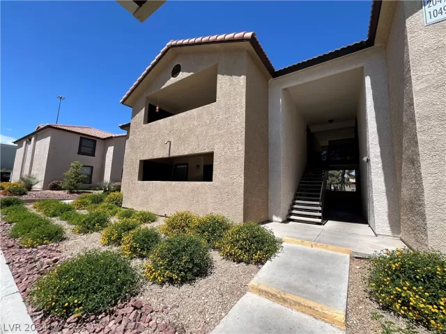 MLS: 2603810 Condo For Sale