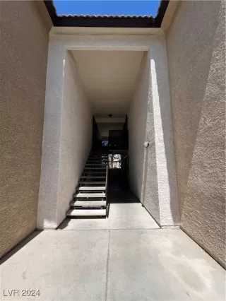 Photo #3: 2603810 Listing 