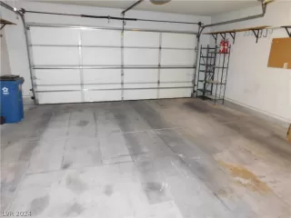 Photo #2: 2603841 Listing