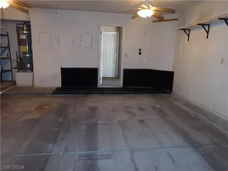 Photo #4: 2603841 Listing