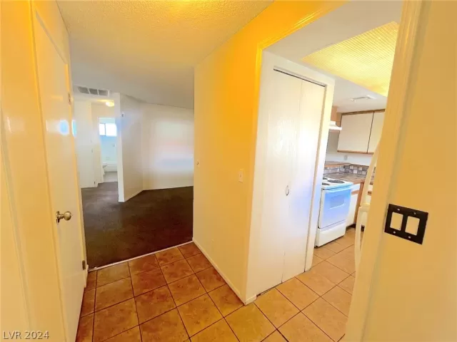 MLS: 2603844 Condo For Sale