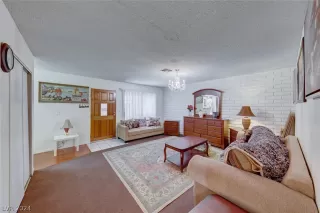 Photo #6: 2603883 Listing 