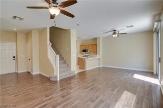 Photo #4: 2603886 Listing 