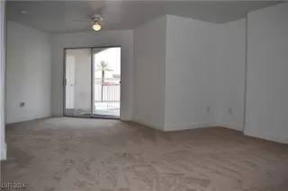 Photo #4: 2603891 Listing 