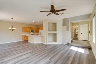 Photo #5: 2603900 Listing 