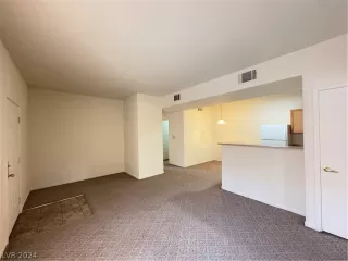 Photo #5: 2603925 Listing 