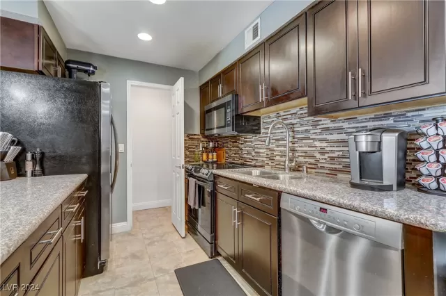 MLS: 2603930 Condo For Sale