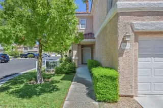 Photo #1: 2603979 Listing