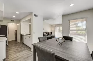 Photo #5: 2604013 Listing 