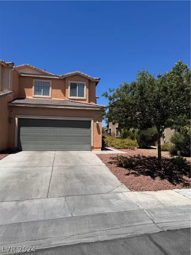 MLS: 2604016 Condo For Sale