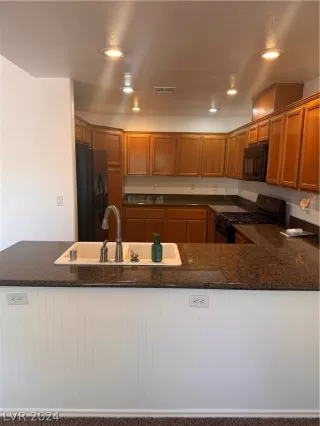 Photo #3: 2604016 Listing 