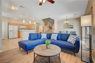 Photo #4: 2604027 Listing 