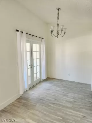 Photo #4: 2604056 Listing 