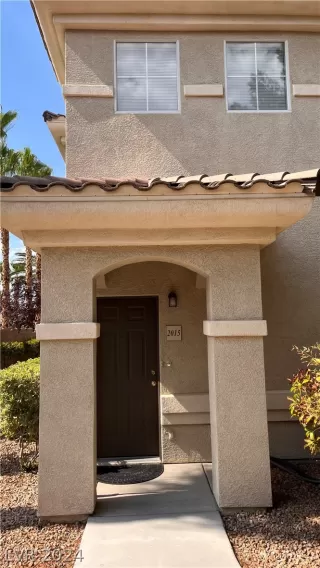 Photo #5: 2604125 Listing 